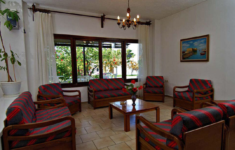Panorama-Seaview Studios & Apartments Hersonissos  Ngoại thất bức ảnh